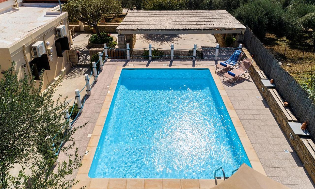 Cretan Kera Villa Heated Pool Екстериор снимка