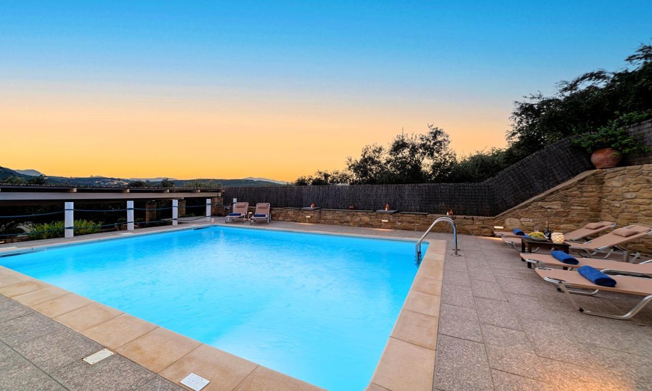 Cretan Kera Villa Heated Pool Екстериор снимка